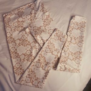 3 pairs of leggings for DIY brand
